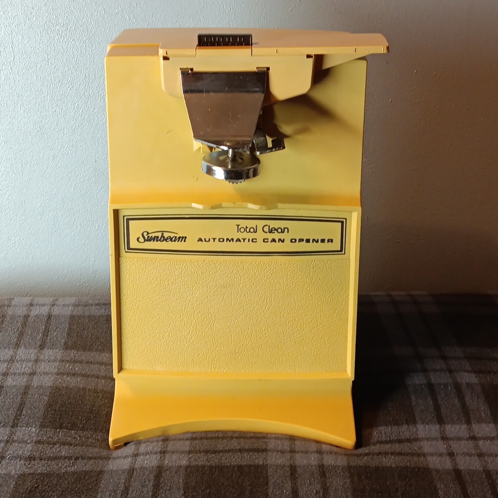 Vtg Sunbeam Power Pierce Total Clean Can Opener (Works!)